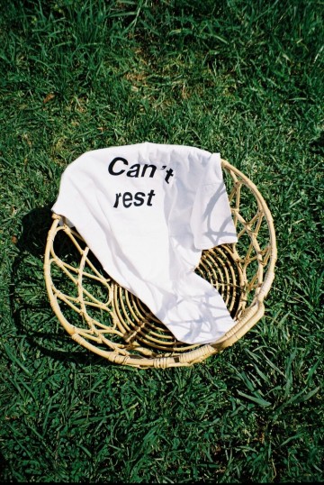 Iddi Can't rest t-shirt (white)