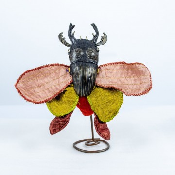 Nefeli Karyofilli Insect brooch (olive green and brown)