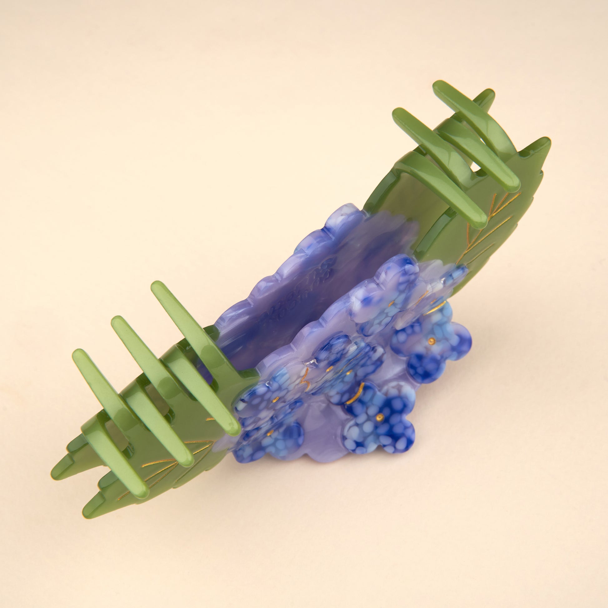 coucou-suzette-accessoire-accessory-cadeau-gift-tendance-mode-trendy-fashion-cottage-pince-cheveux-hair-claw-hortensia-hydrangea-fleur-flower-bleu-viole(4)