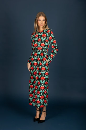 Chaton Clothing Crispin Slim Dress
