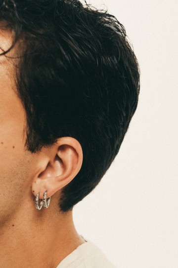 Nasilia Round Clip Earrings
