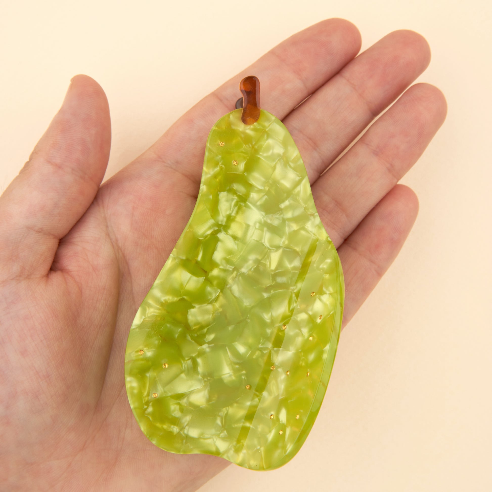 Coucou Suzette Pear Hair Claw - Image 4