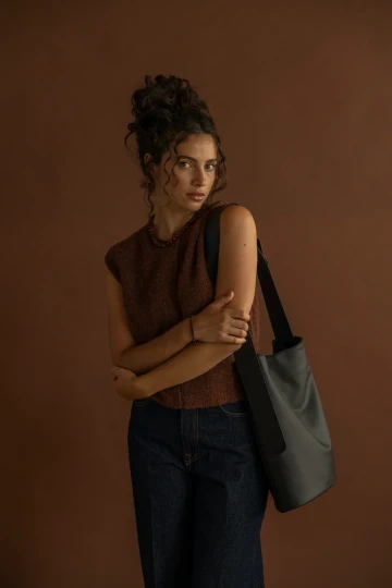 Monk & Anna Naomi Cross Body Shopper (Black)